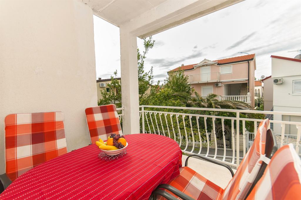 Apartments Luca Rogoznica  Bagian luar foto