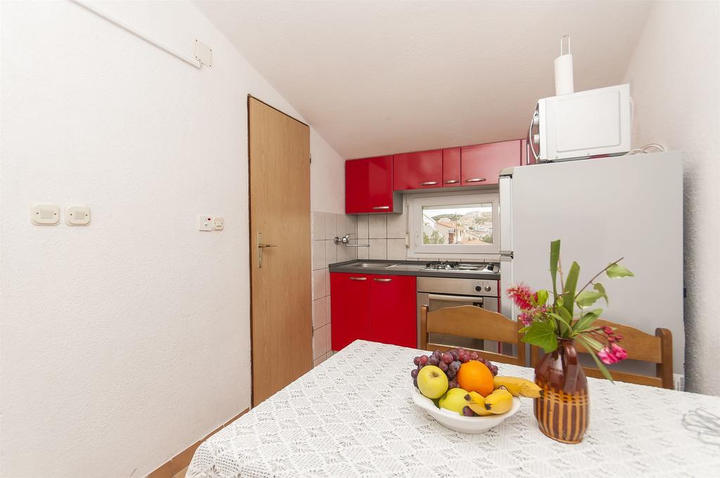 Apartments Luca Rogoznica  Bagian luar foto
